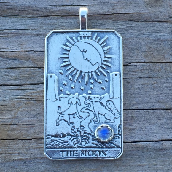 Wellstone Jewelry - Moon Tarot Pendant Sterling Silver Rbw Moonstone